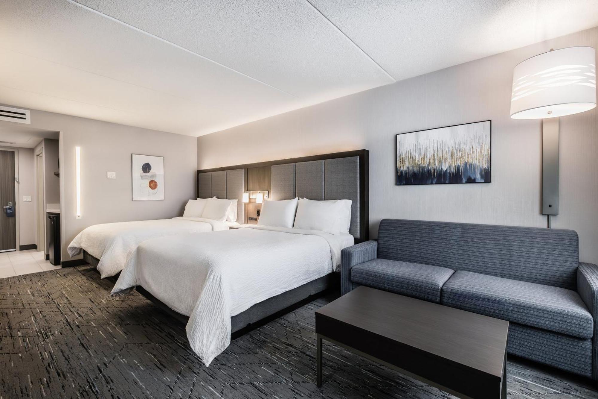 Holiday Inn Express & Suites - Toronto Airport South By Ihg Exterior foto